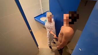 I'M Caught Jerking Off At The Gym And Get A Blowjob From The Cleaning Girl